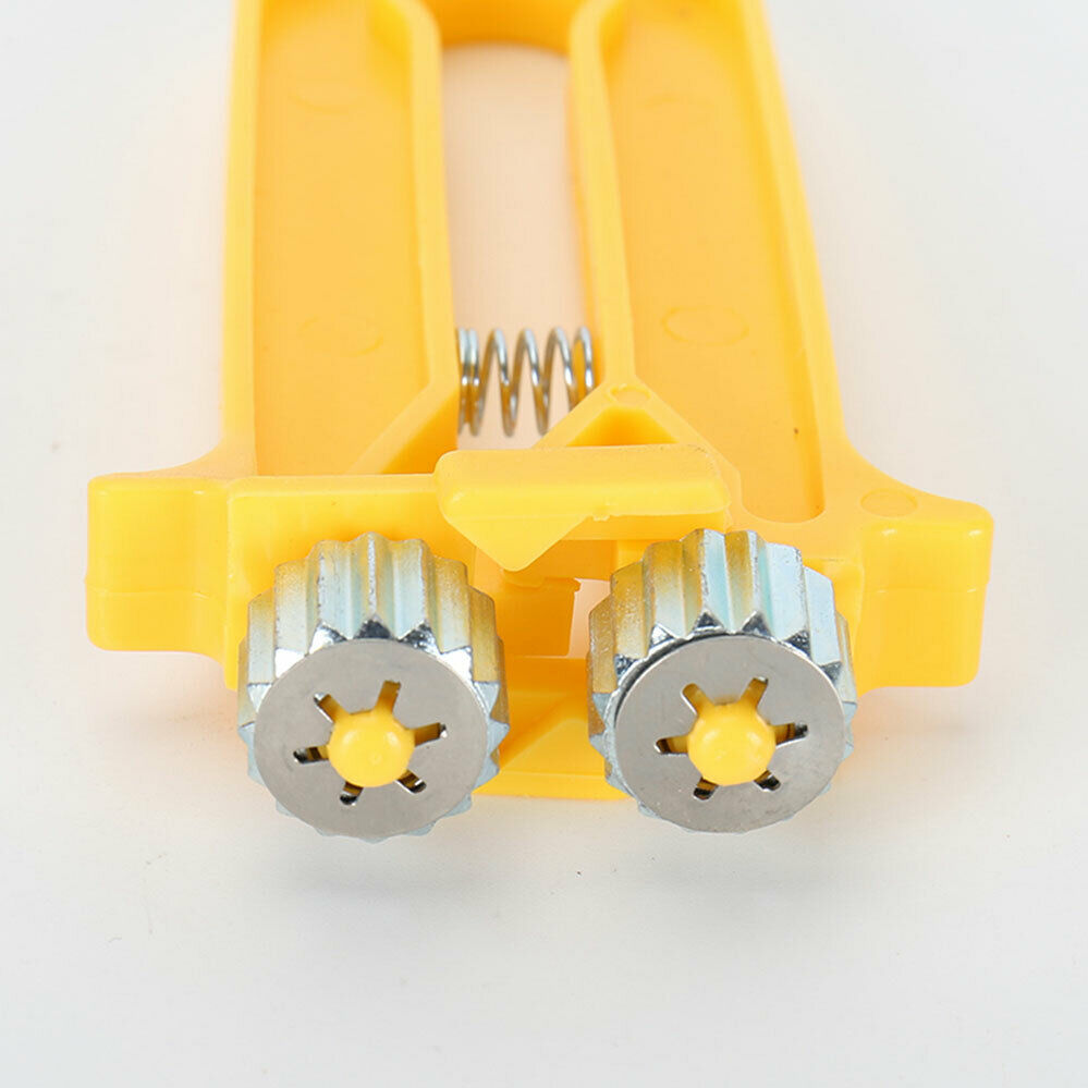 Wire Crimpers - Plastic Handle