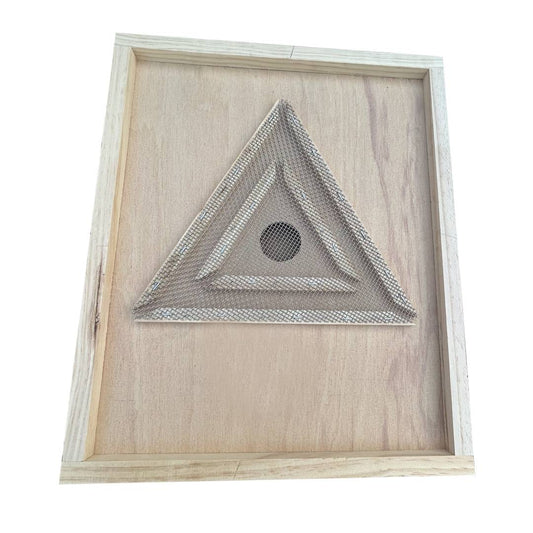 10 Frame Triangular Escape Screen Board