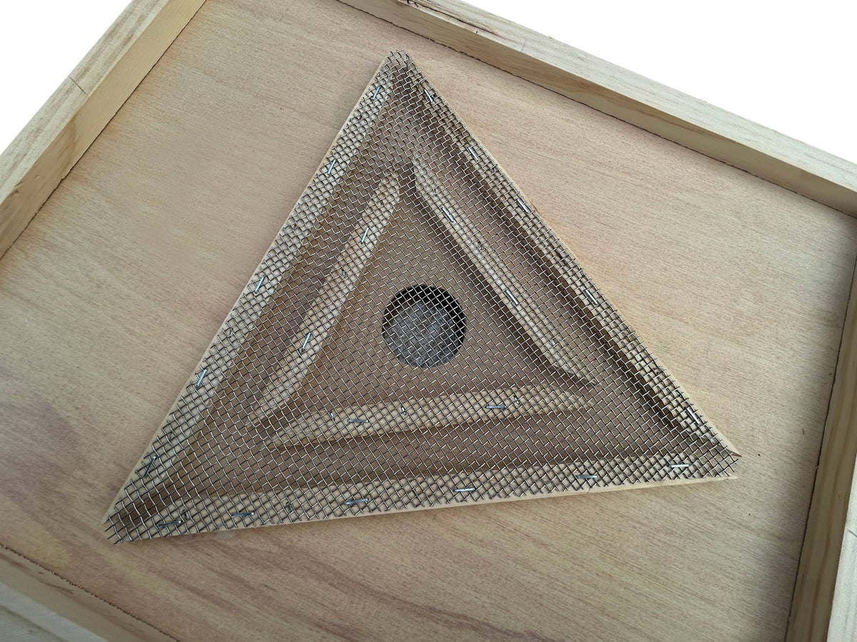 8 Frame Triangular Escape Screen Board