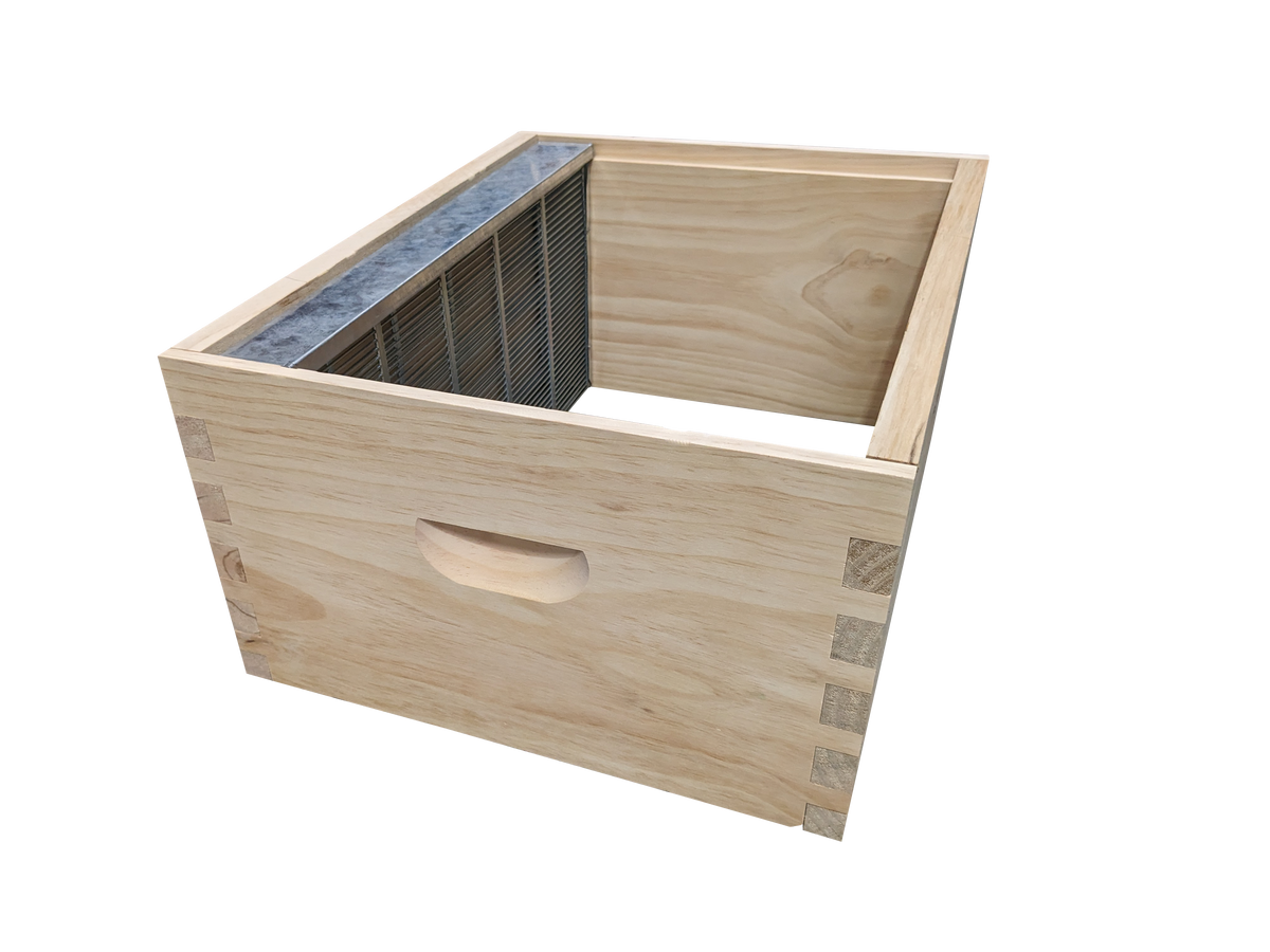 Queen Bee Isolation / Containment / Confinement Cage - Deep Frame Size